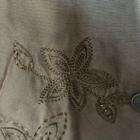 Alfred Dunner Women’s Floral Embroidered Jacket | Size 10P | Brown - Picture 4 of 5